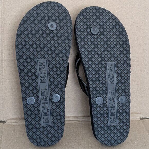 MICHAEL KORS Women's Flip Flops ACTIVE TRAVIS FLIP FLOP Size 6M Black - Picture 8 of 10